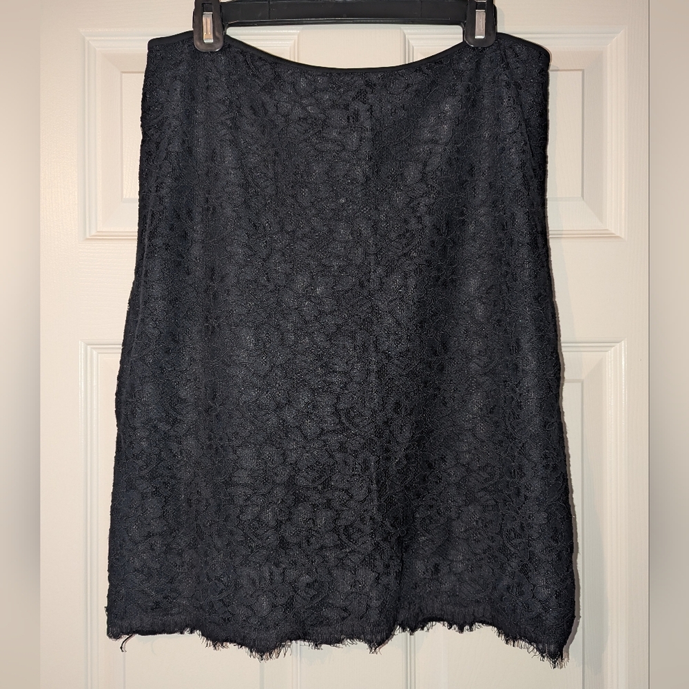 Diane Von Furstenberg Black Lace Pencil Skirt